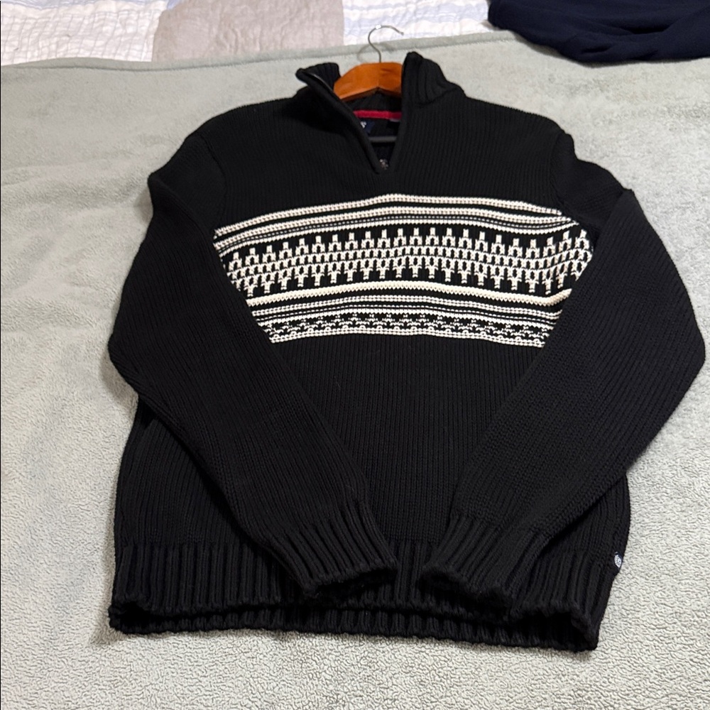 Chaps Black and Cream Patterned Zip Up Sweater: IMMACULATE CONDITION